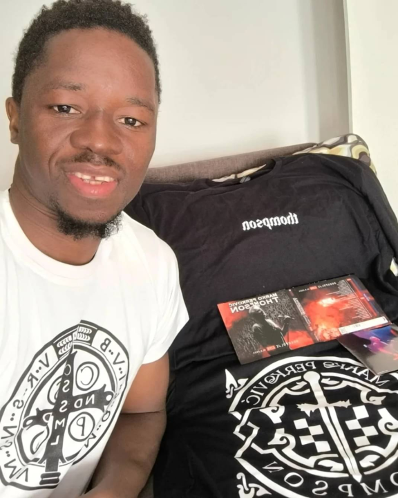 Thompson poslao poklon afričkom nogometašu koji se ludo zabavljao na njegovom koncertu