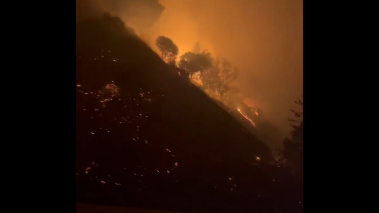 Ogroman požar u Los Angelesu, evakuirano 30 tisuća stanovnika