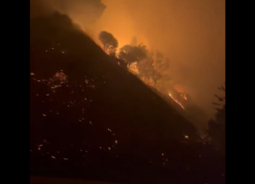 Ogroman požar u Los Angelesu, evakuirano 30 tisuća stanovnika