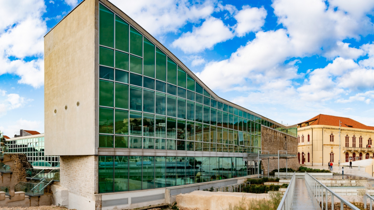 Svi odjeli šibenske knjižnice počeli s radom, provjerite na kojim adresama