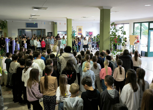 Fotografija 3 - Biskup u Katoličkoj školi blagoslovio učenike, kuhinju i osoblje