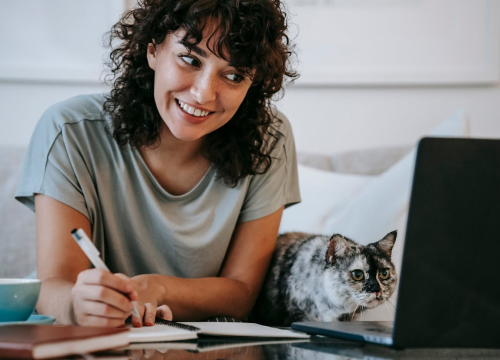 Tri horoskopska znaka koja su previše znatiželjna, guraju nos gdje ne bi trebali