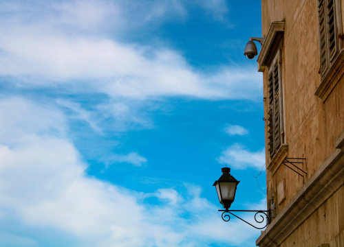 Britanski portal odabrao najljepši i najružniji hrvatski grad na moru