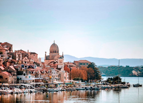 Sunčano s temperaturama do 15 stupnjeva