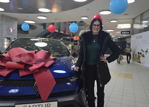 Završilo je veliko finale nagradne igre Dalmare centra: Renault Captur otišao u sretne ruke!