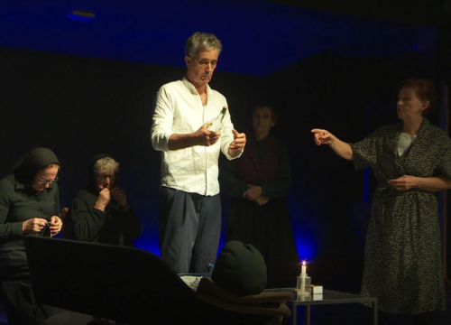 Šibenski umirovljenici u novoj predstavi: ‘Teško je starog psa naučiti nove trikove’