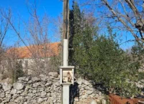 Fotografija 8 -  Bačići godinu dana bez interneta: ‘Kod nas će nas prije udariti grom nego doći operater’