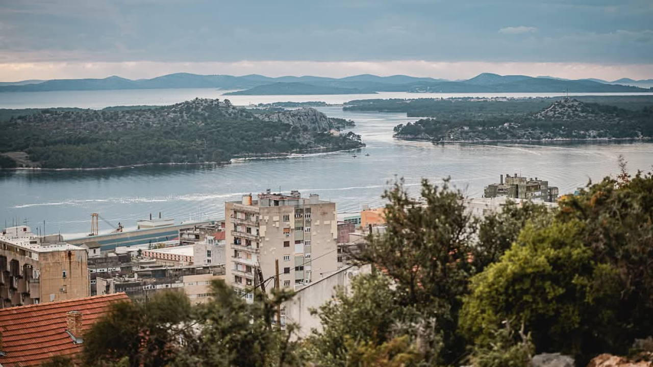 Pretežno topao i uglavnom sunčan početak vikenda