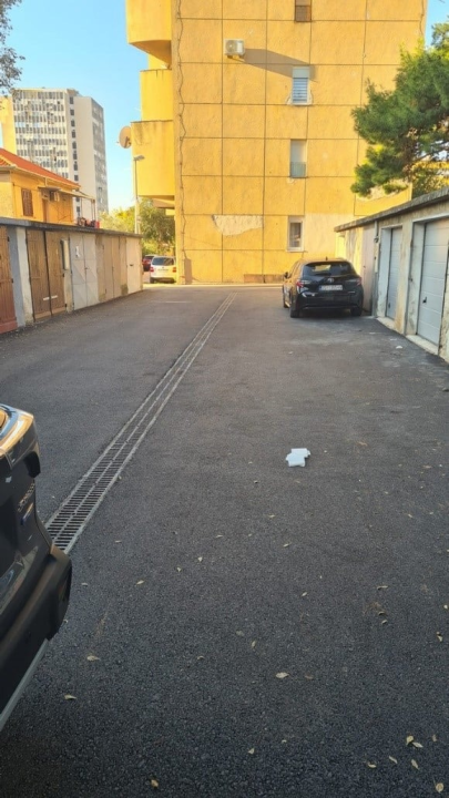 Do kraja tjedna bit će gotov novouređen kolnik u Ulici Slobodana Macure