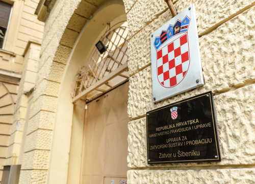 Muškarac u Šibeniku prijetio 33-godišnjaku zbog izmišljenog duga