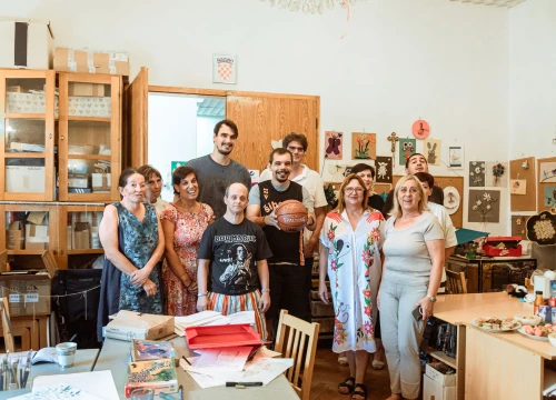 Trešete, kvizovi i dobra zabava u PUB-u 022 za pomoć udruzi 'Kamenčići'