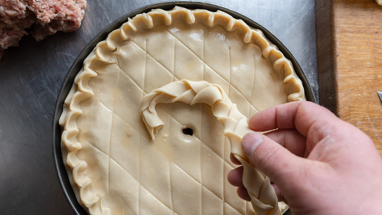 Pita od sira jedan je od omiljenih deserata, a u ovoj verziji još je bolja