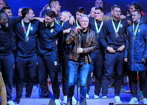 Thompson ipak prihvatio prijedlog Tomaševića: Koncert na hipodromu u srpnju