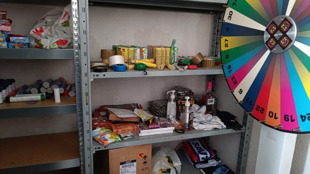 Maloljetnik u garaži držao arsenal nedopuštene pirotehnike