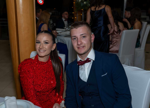 Fotografija 16 - Zavirite na maturalni ples šibenske Ekonomske škole (3)