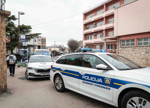 Fotografija 12 - Požar u City Lifeu: Zgrada evakuirana zbog gustog dima, nema ozlijeđenih