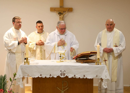 Fotografija 1 - Molitva i zajedništvo u bolničkoj kapeli: U Šibeniku obilježen Dan bolesnika