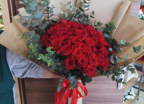 Fotografija 14 - Ne samo za pogrebe: Pronađite savršen buket za voljenu osobu u cvjećarnici na Kvanju!