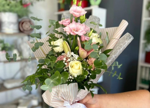 Fotografija 15 - Ne samo za pogrebe: Pronađite savršen buket za voljenu osobu u cvjećarnici na Kvanju!