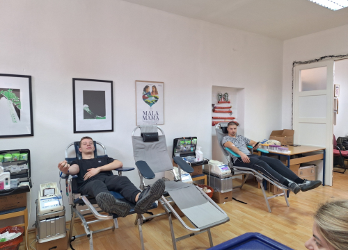 Fotografija 2 - Akcija darivanja krvi u Kninu