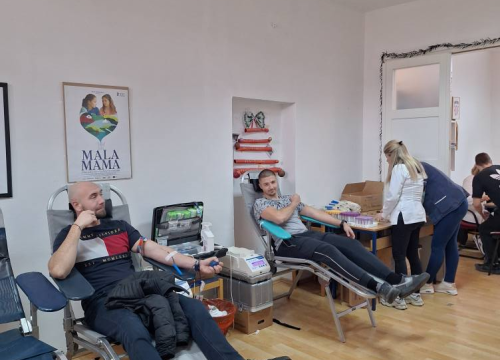 Fotografija 8 - Akcija darivanja krvi u Kninu