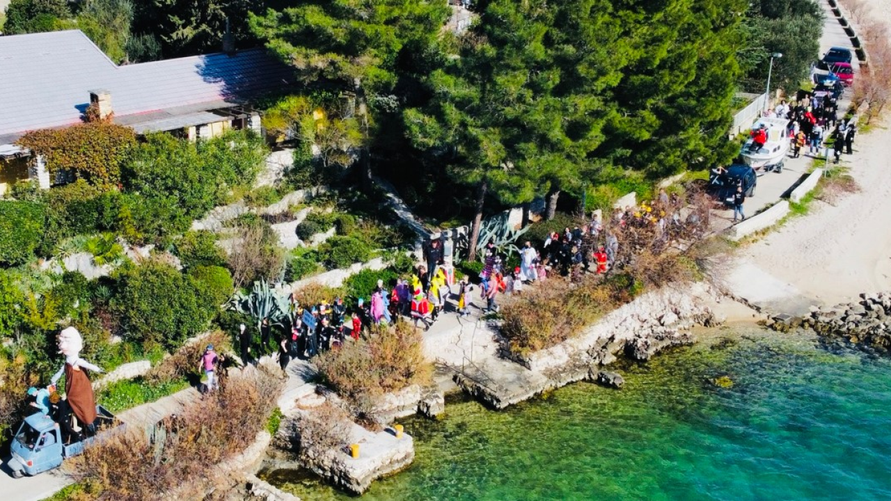 Povorka, kostimi, fina hrana i zabava: U nedjelju 'Udri brigu na veselje' na Grebaškim maškarama