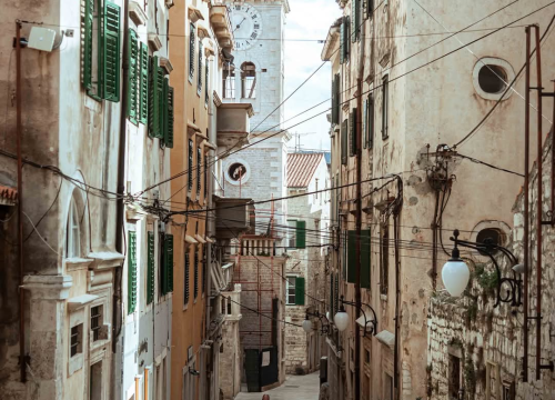 Fotografija 26 - Gorica zimi: U starom šibenskom kvartu 'nema pasa', ali nađe se poneka mačka