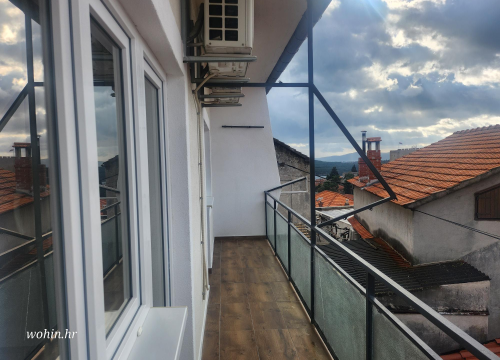 Fotografija 3 - Prodaje se odmah useljiv trosoban stan s pogledom na Šibenski zaljev