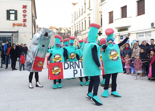 Drniš spreman za tradicionalni Krnjeval: Zabava za cijelu obitelj uz ples, maske i nagrade