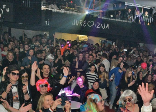 Tišnjanske poklade 2025.: Jurevizija, vesele povorke, koncerti i spiza
