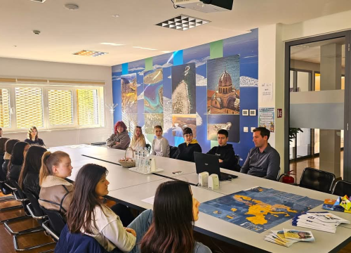 Fotografija 3 - Kako prepoznati online prijetnje? Učenici Ekonomske škole Šibenik saznali odgovore