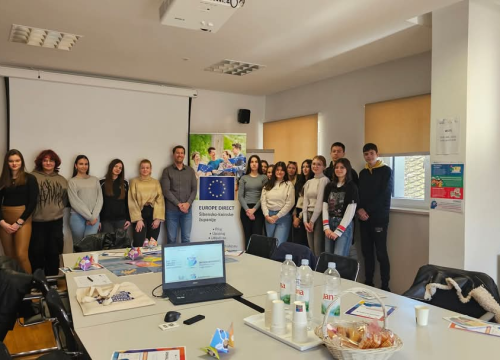 Kako prepoznati online prijetnje? Učenici Ekonomske škole Šibenik saznali odgovore