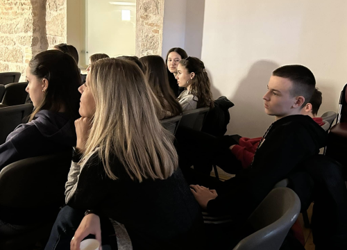 Fotografija 1 - Šibenski filmaš Ante Storić podijelio filmske tajne sa srednjoškolcima