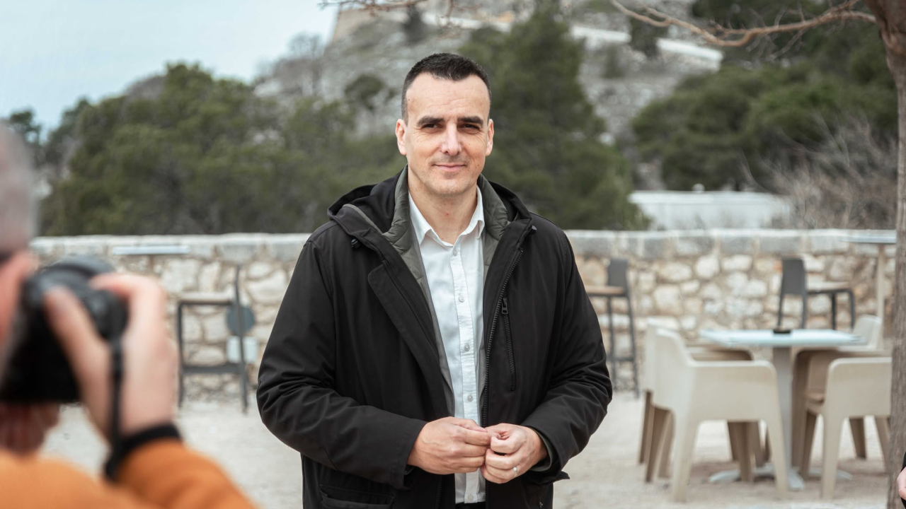 Paško Rakić i službeno kandidat HDZ-a za župana, a ima i slogan: 'Vrime je da i županija uspije'