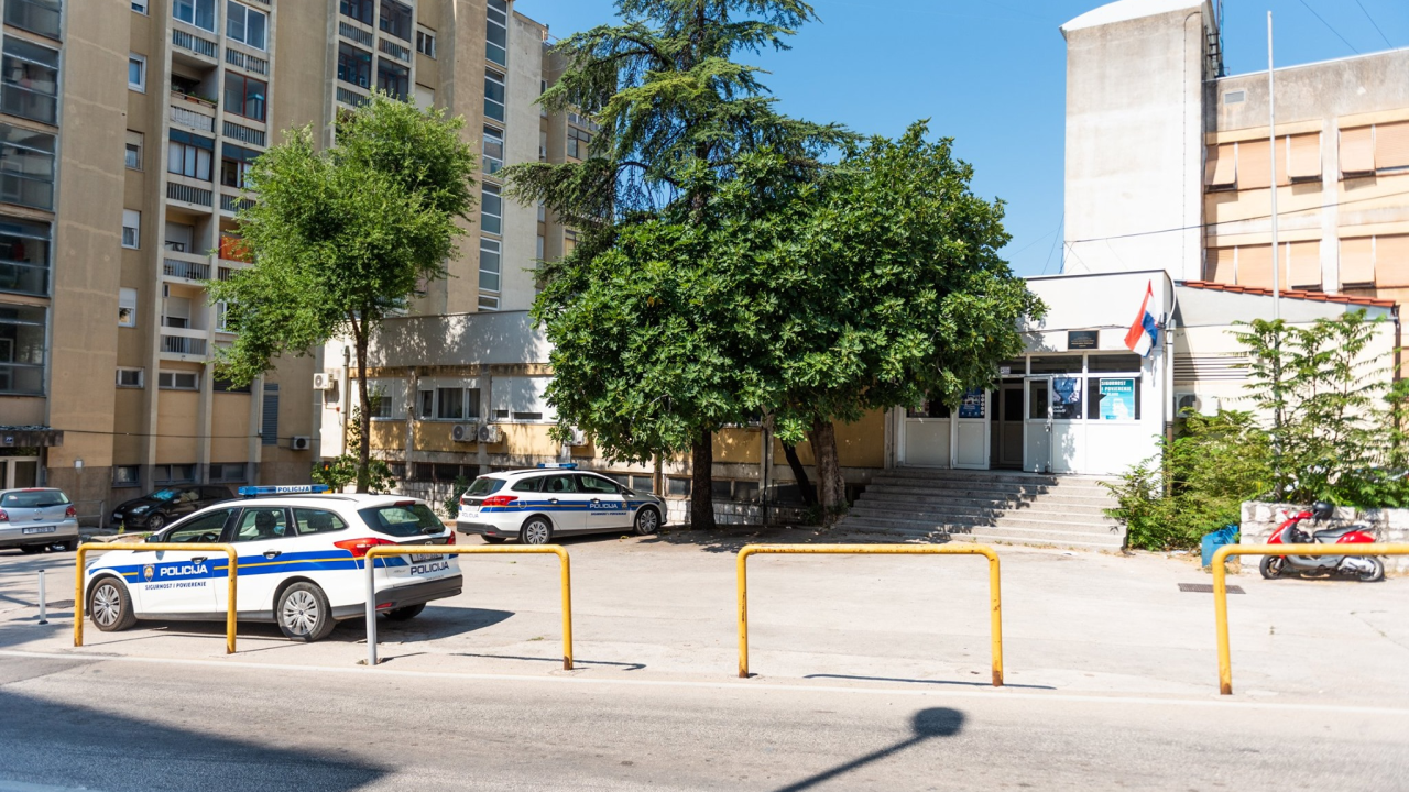 Tijekom noći vozio pijan po Bilicama. Trijeznio se u policiji