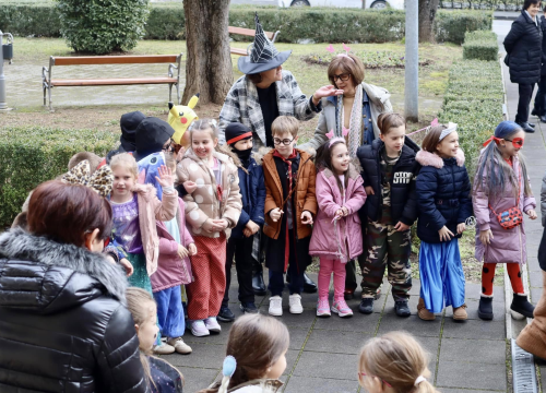 Fotografija 16 - Kninske maškare preuzele ključeve grada
