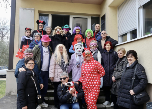 Fotografija 13 - Kninske maškare preuzele ključeve grada