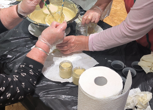 Fotografija 17 - Tribunjski umirovljenici na radionici izrađivali prirodnu kozmetiku