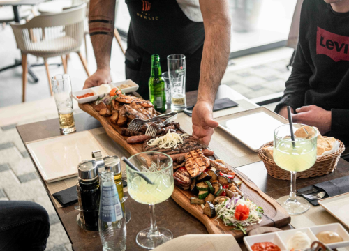 Fotografija 27 - FOTO U Šarmu u Vodicama Dan žena slave tri dana, zaigrajte atraktivnu nagradnu igru!