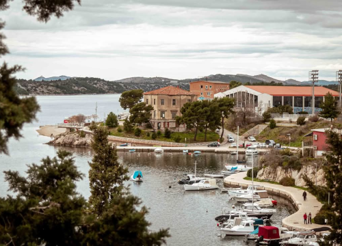 Fotografija 29 - Lijepa Crnica više nije 'Mangan City': Još da ju je malo dodatno urediti