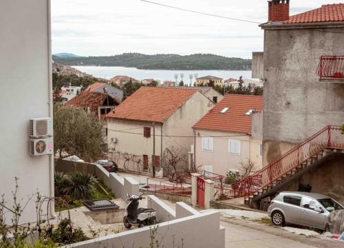 Fotografija 2 - Lijepa Crnica više nije 'Mangan City': Još da ju je malo dodatno urediti