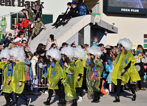 Fotografija 9 - Maškarana povorka prošla kroz grad (2)