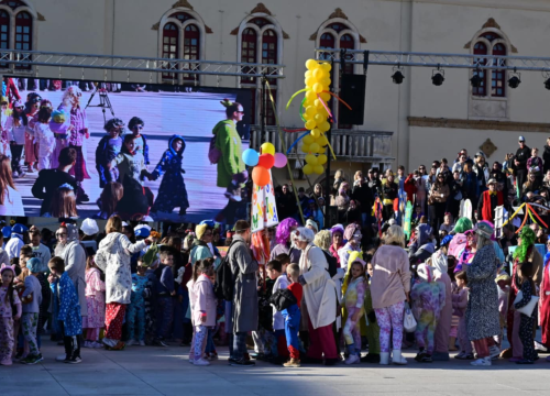 Fotografija 1 - Maškarana povorka prošla kroz grad (1)