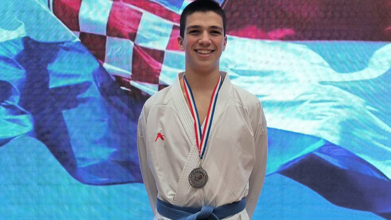 Šibenski karataš Toma Mileta s hrvatskom reprezentacijom osvojio broncu na Prvenstvu Balkana