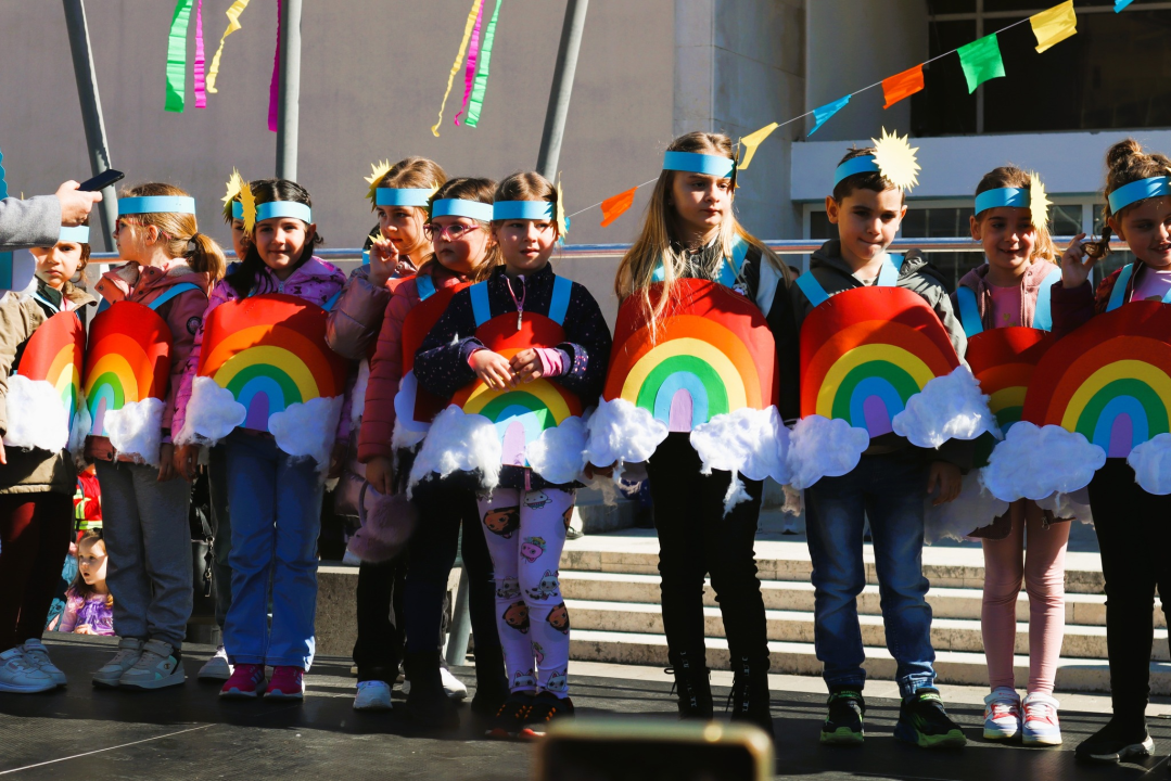 Vesela atmosfera: Velikoj maškaranoj povorci u Kninu pridružili se svi uzrasti