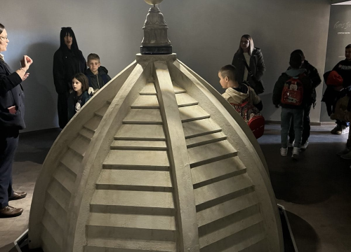 Fotografija 4 - Mali kipari: Školarci iz Unešića izrađivali predmete s motivima katedrale sv. Jakova