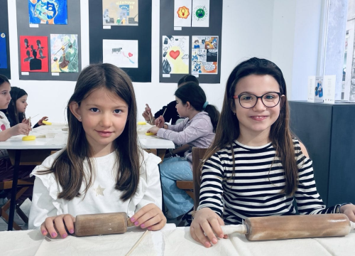 Fotografija 9 - Mali kipari: Školarci iz Unešića izrađivali predmete s motivima katedrale sv. Jakova