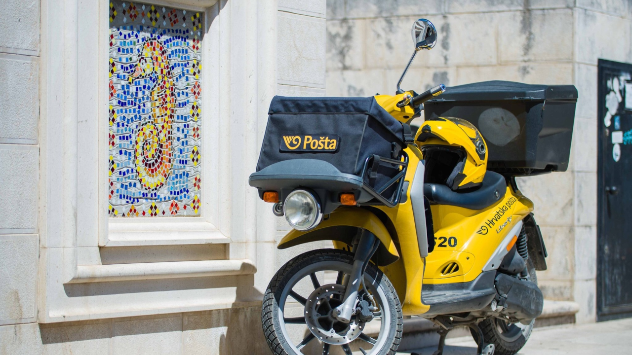 Oprez! Širi se nova prevara o dostavi paketa. Pogledajte kako izgleda poruka