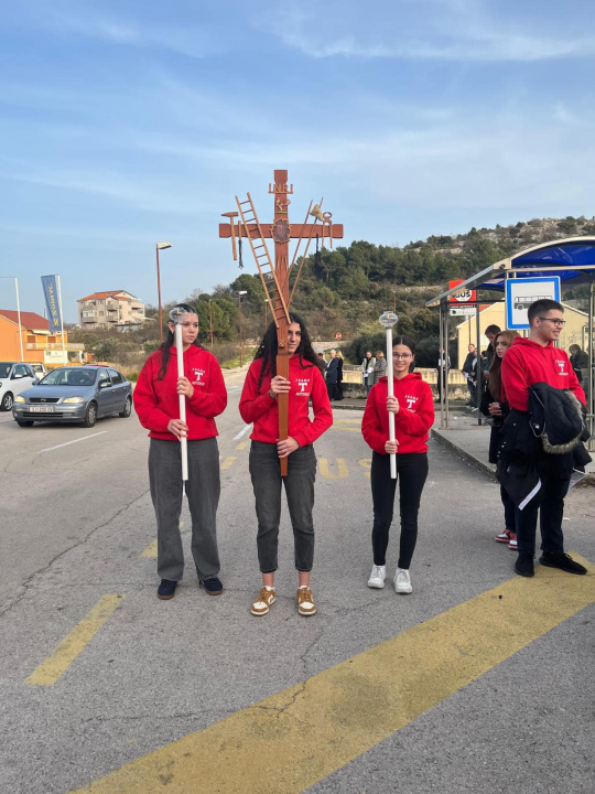 Vjernici župe Svetog Jeronima okupili su se u molitvi križnog puta