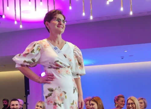 Fotografija 1 - Završnica u Šibeniku: Majka 14-ero djece Ljerka Jaić izborila finale za 'Najljepšu mamu Hrvatske'